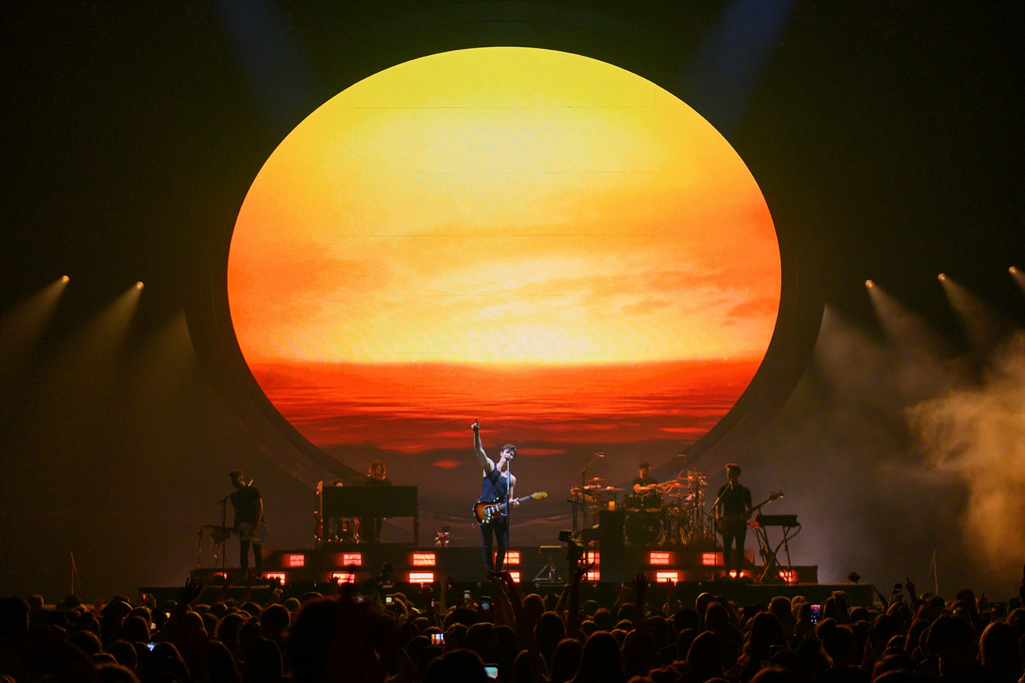 Shawn Mendes 2019 Tour sunset