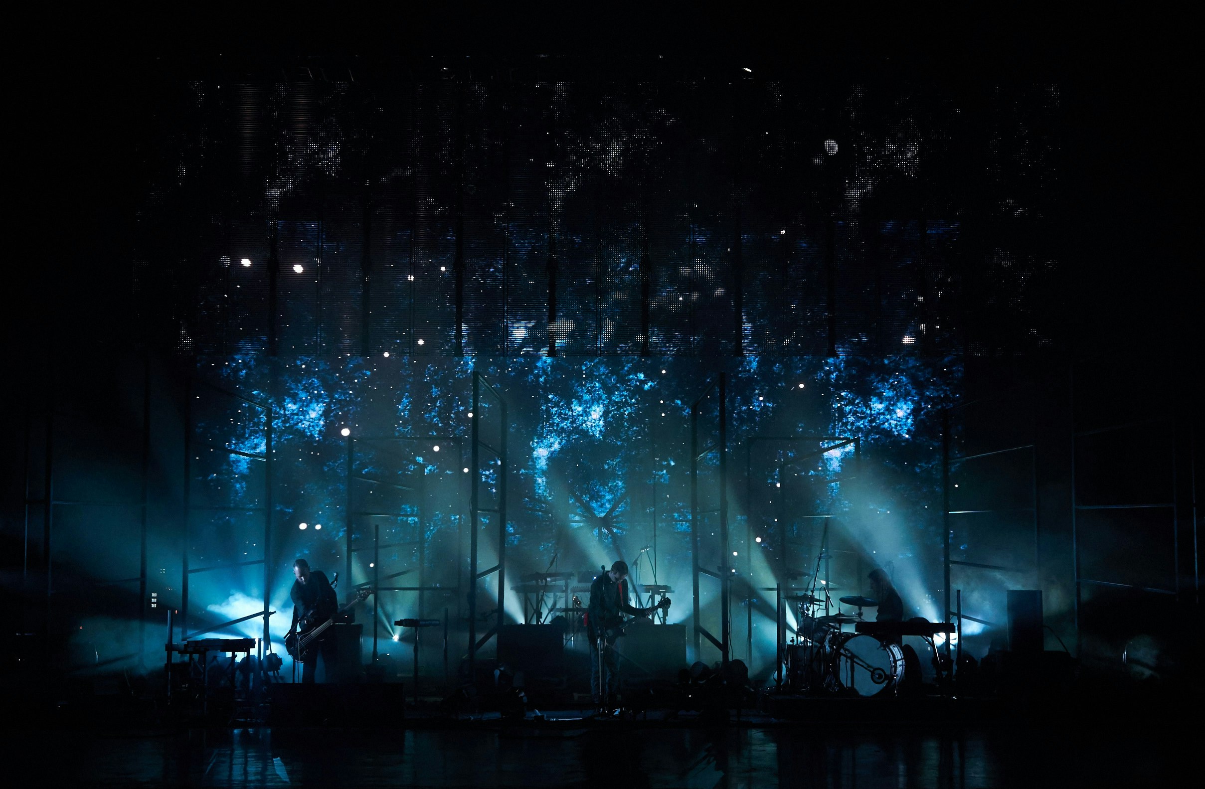 Sigur Ros World Tour blue noise stage shot
