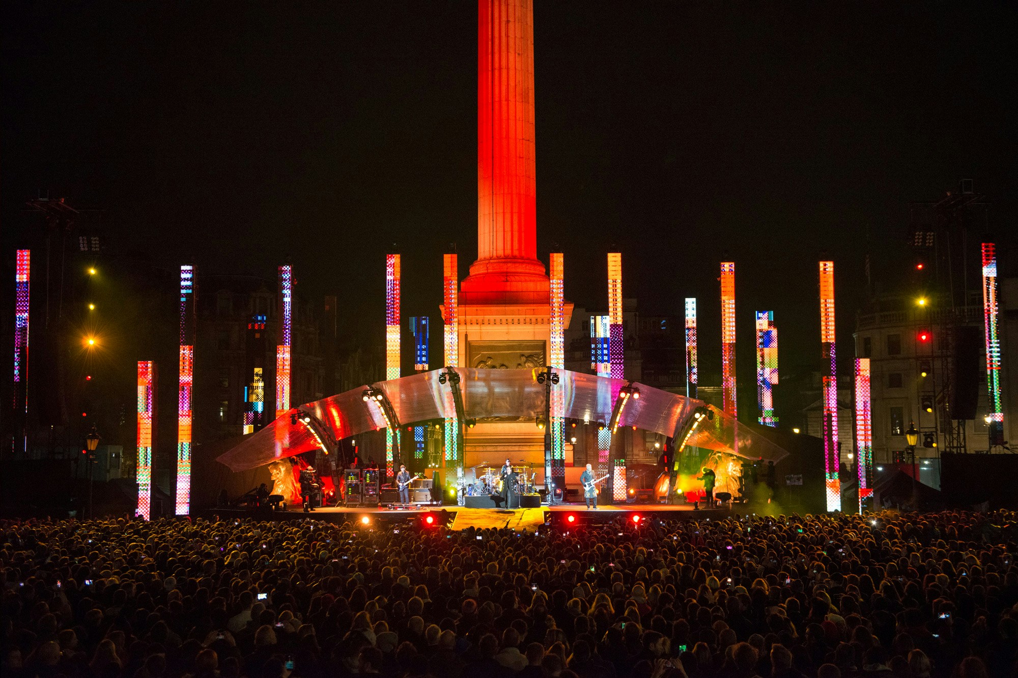 U2 MTV Europe Music Awards 2017 yellow lit stage