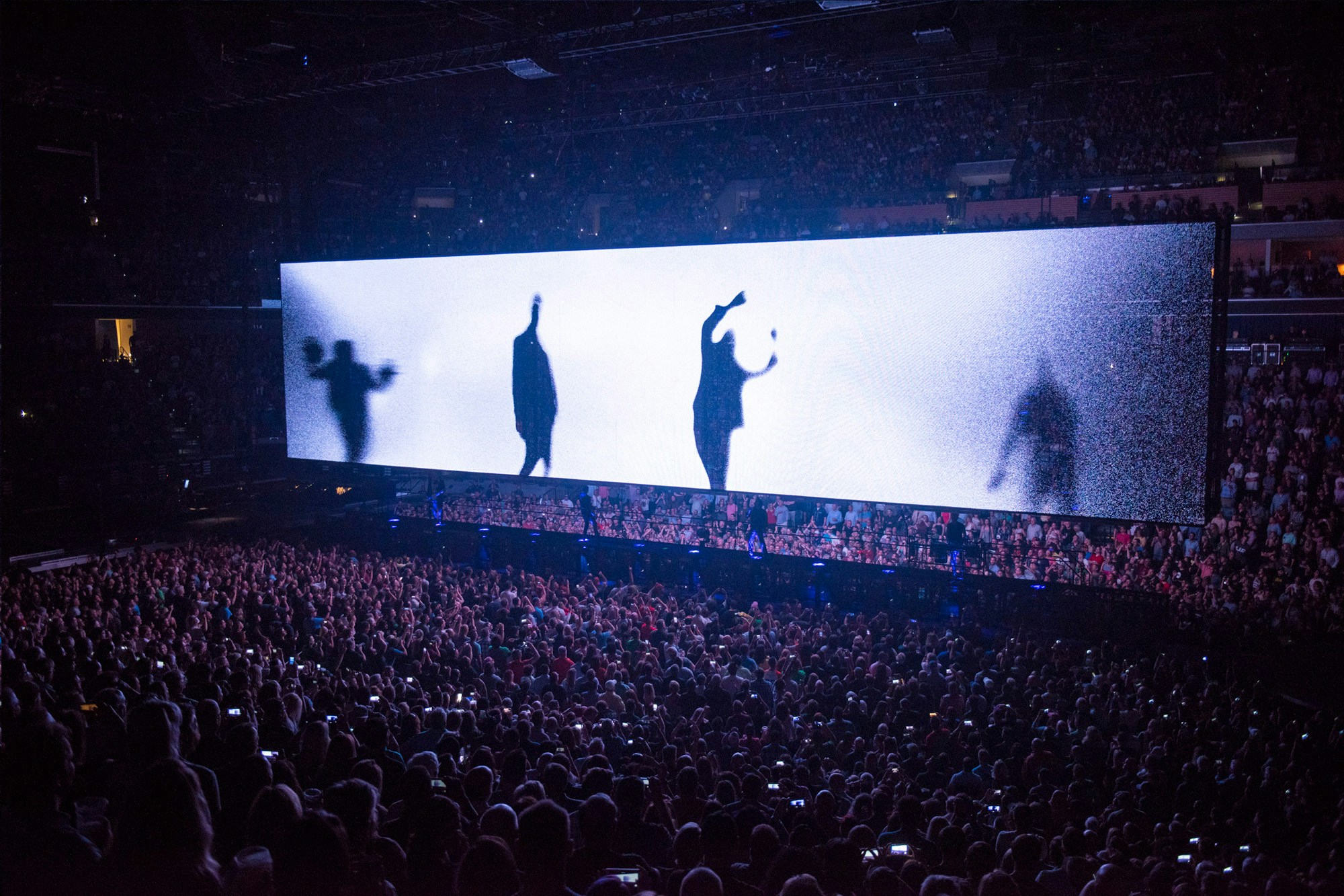 U2 E+I silhouettes