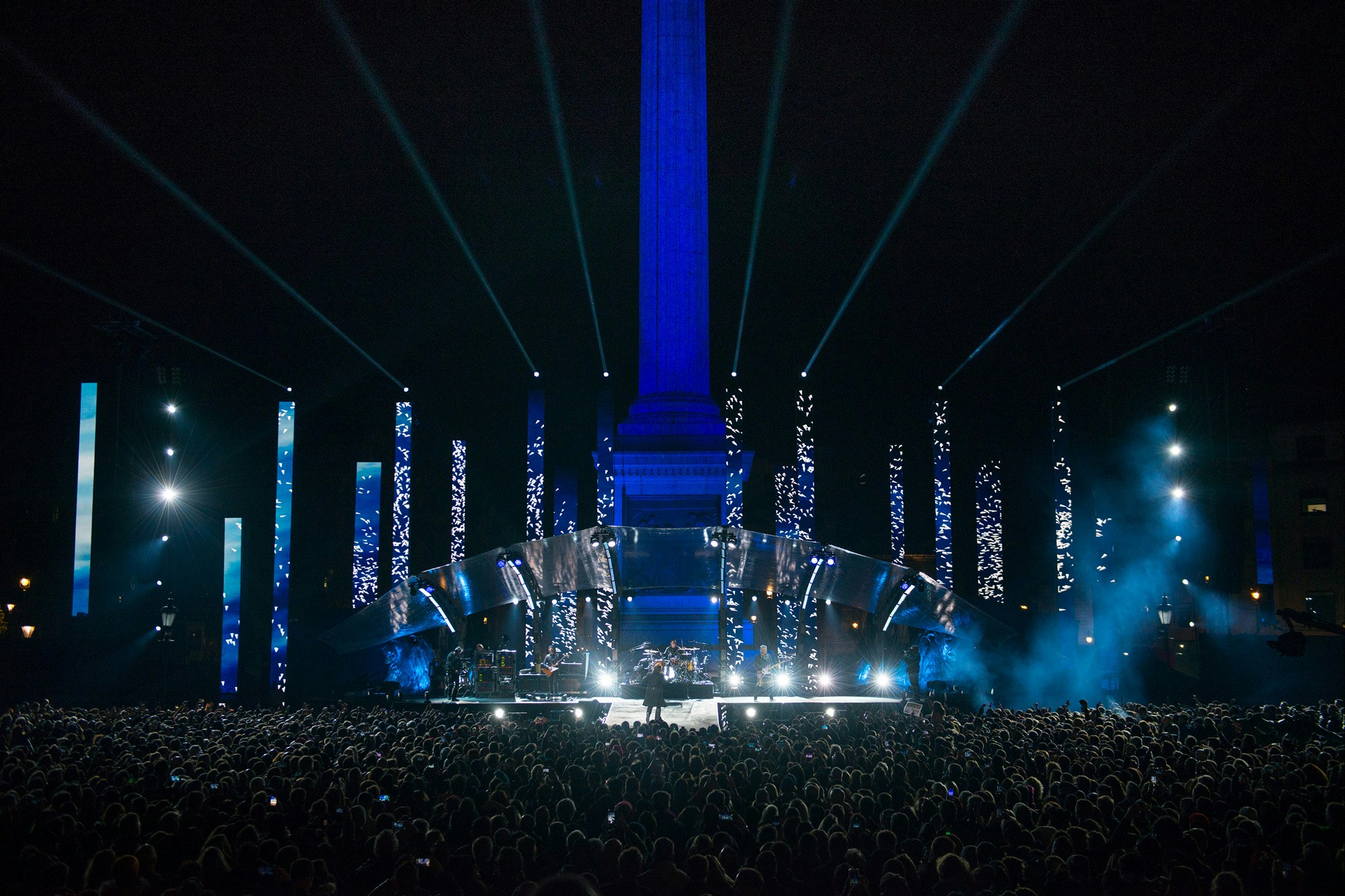 U2 MTV Europe Music Awards 2017 blue lit stage