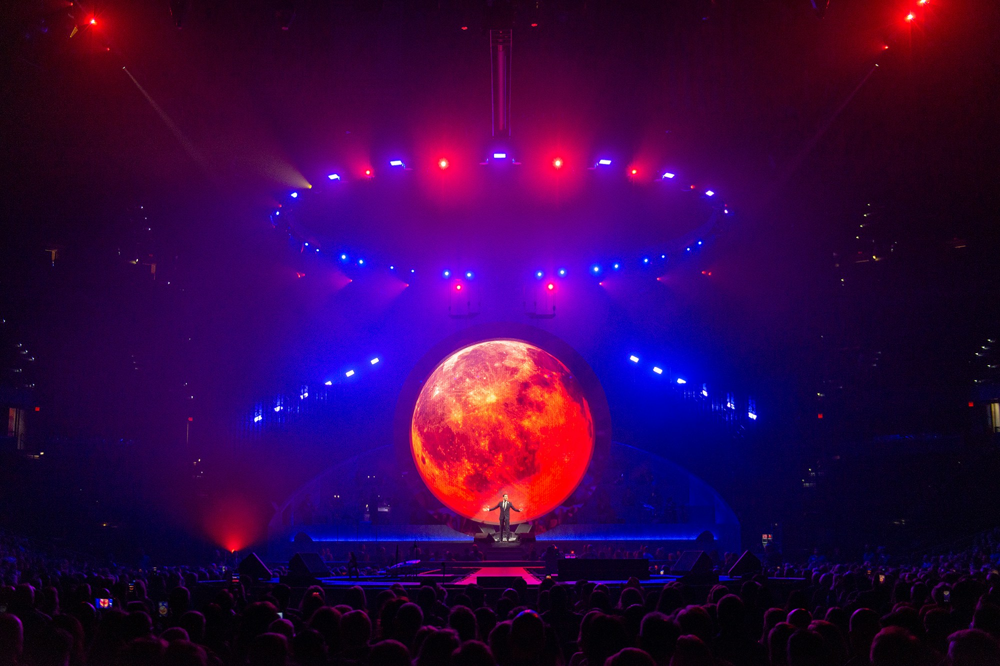 Michael Bublé Love red moon
