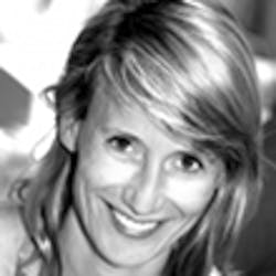 Peaches Goes Bananas