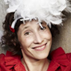 Peaches Goes Bananas