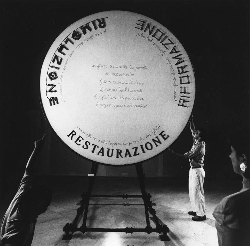 L’installazione Eppur si muove in funzione, XVI Triennale Milano, 1979