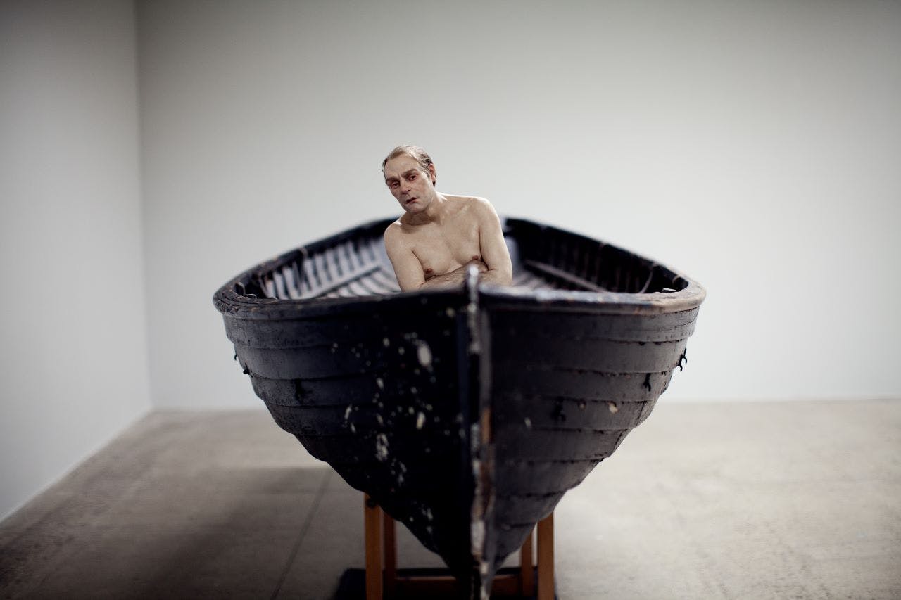 Ron Mueck, Man in a Boat