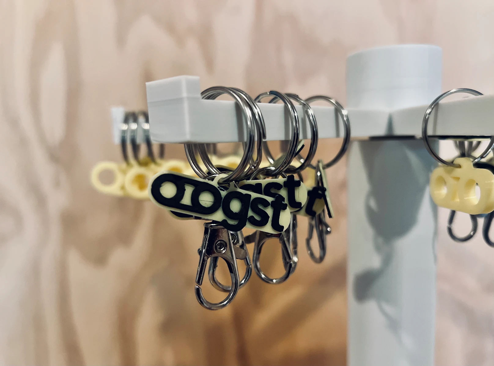 sleutelhangers van oogst gemaakt in het makerslab