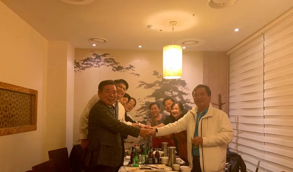 Ông Nguyễn Đức Nghĩa và bà Võ Thị Hải Anh tham dự buổi gặp mặt Cơ quan thuế của thành phố Seoul