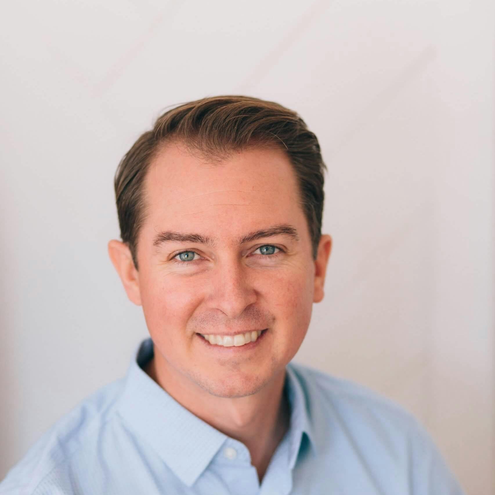 Portait of Derek Platow