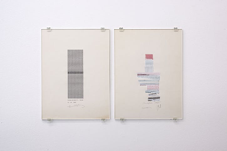 Henri Chopin, vonna-michell’s house, 1985, dactylopoem on paper, 32 x 24 cm; Henri Chopin and E.E. Vonna-Michell, Sculpture, 1985, dactylopoem on paper, 32 x 24 cm (from left to right). Installation view of Vonna-Michell: back segments at Jan Mot, Brussels, 2022