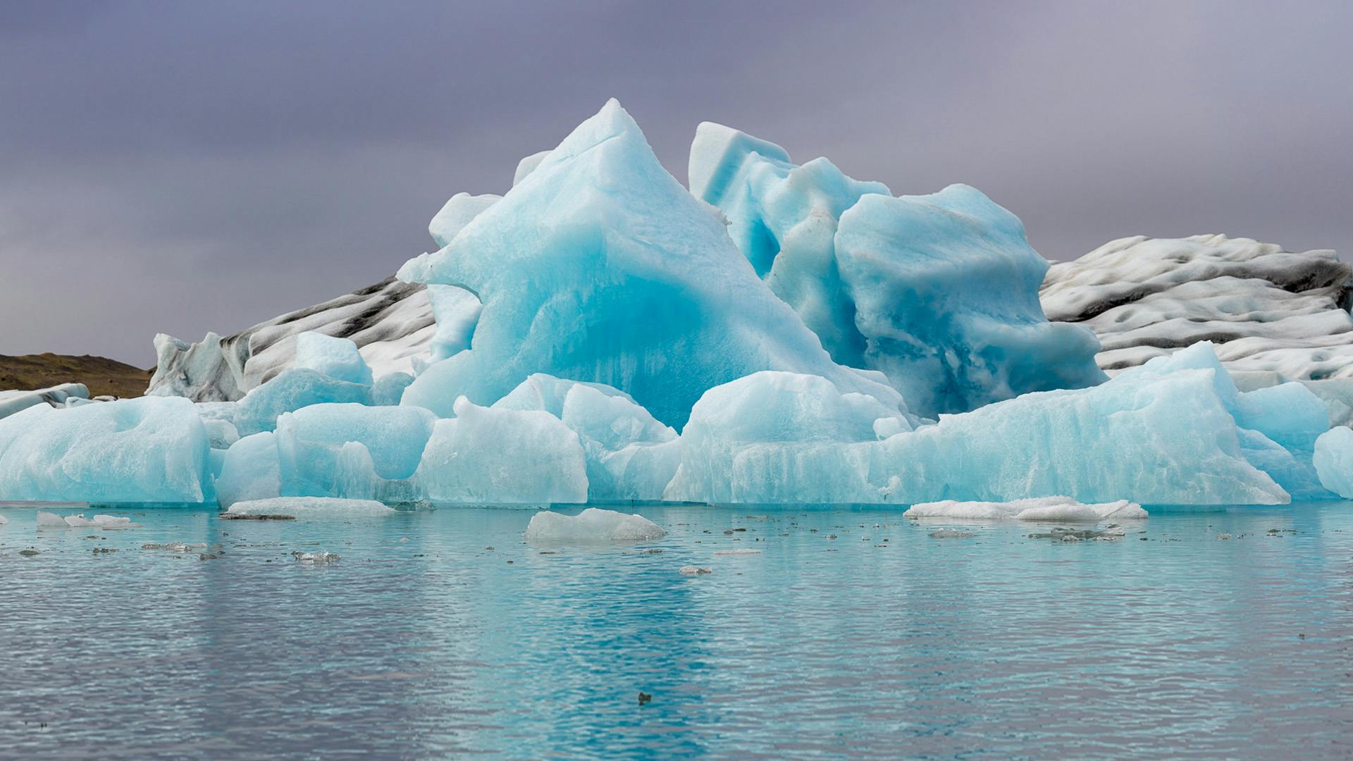 Glacier floating on a glacier lagoon.