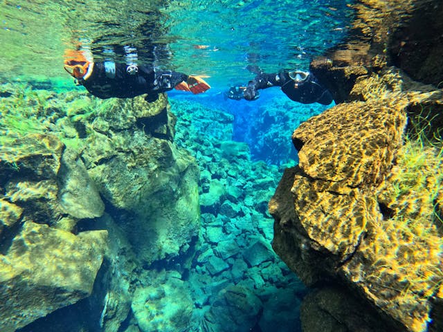 snorkeling silfra tour with pick up