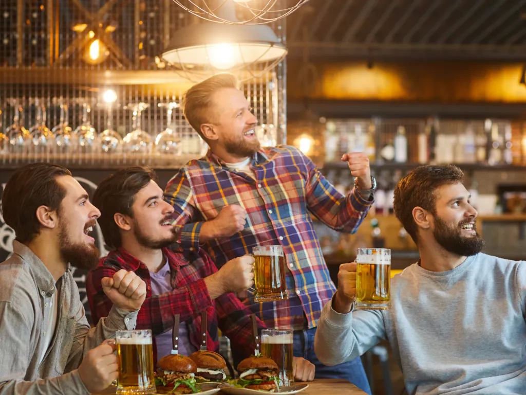 veterans enjoying social time in pub