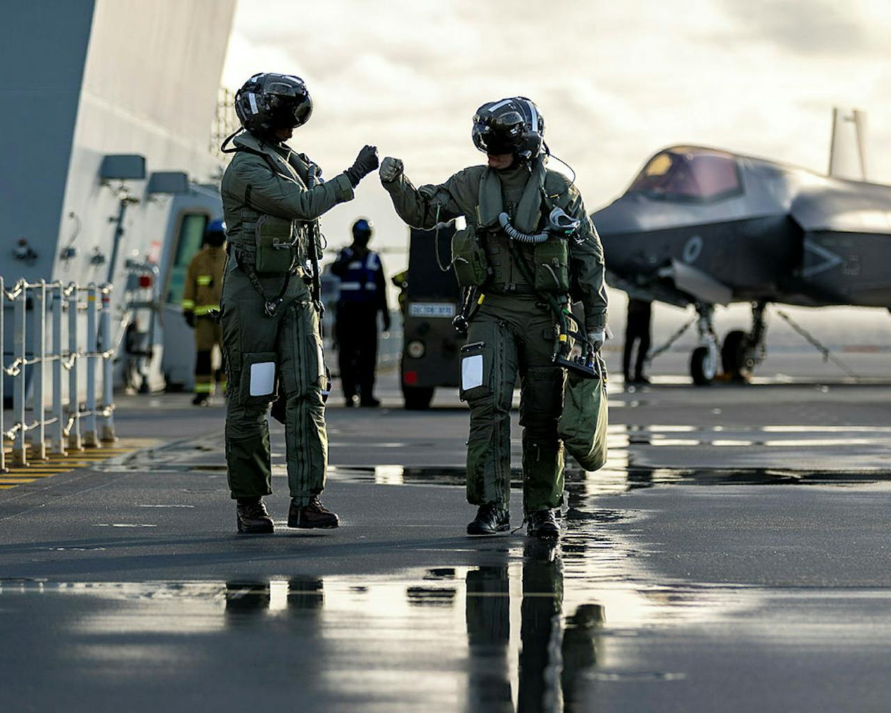 ex military person teamwork