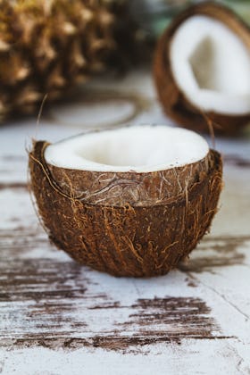 Oils, Potions & Tik Tok Tanning Lotions | Self Tanning Trends to AVOID this Summer