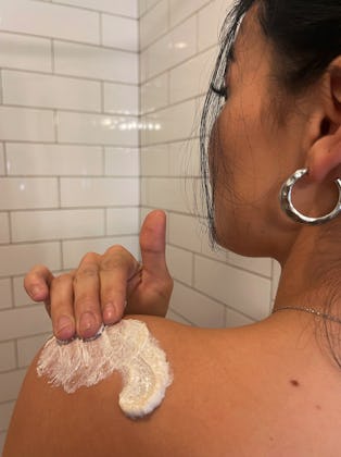 Product Spotlight: White Sands Dual Action Body Scrub.