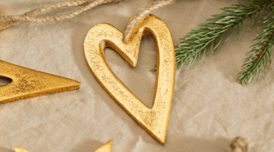 Gold heart-shaped bauble