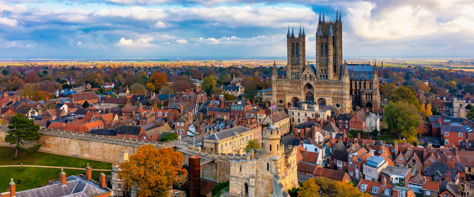 Lincoln, a dog-friendly destination.