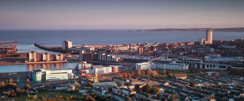 Swansea, a dog-friendly city