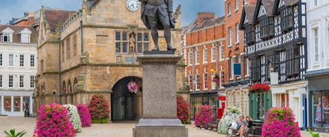 Shrewsbury, a dog-friendly destination.