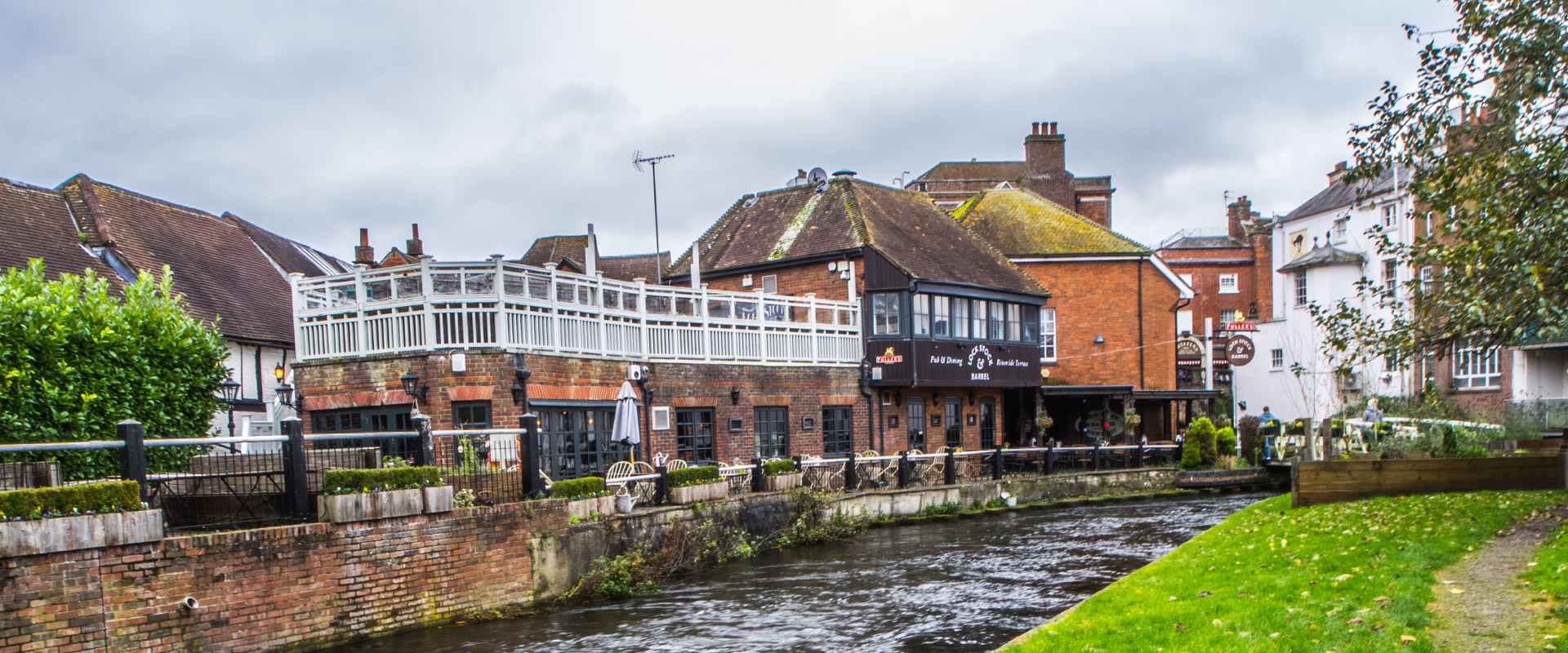 the boathouse along the Newbury canal near Newbury center