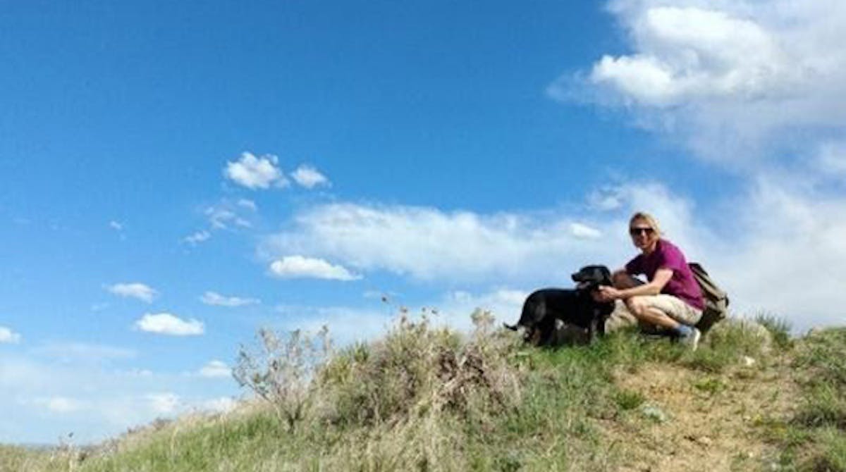 Sim & Layla out for a hike in Morrison, CO