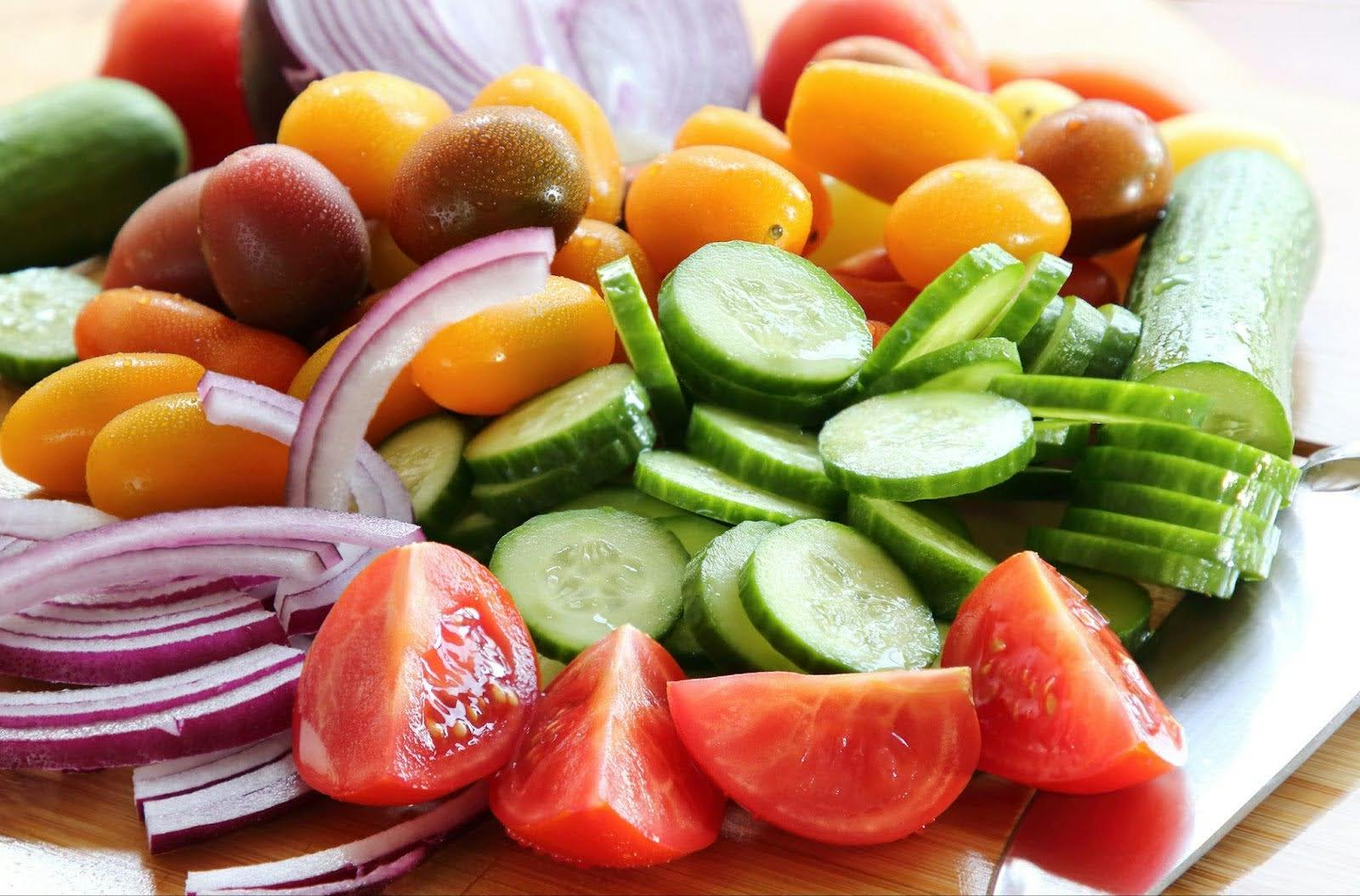 A mixture of veggies.