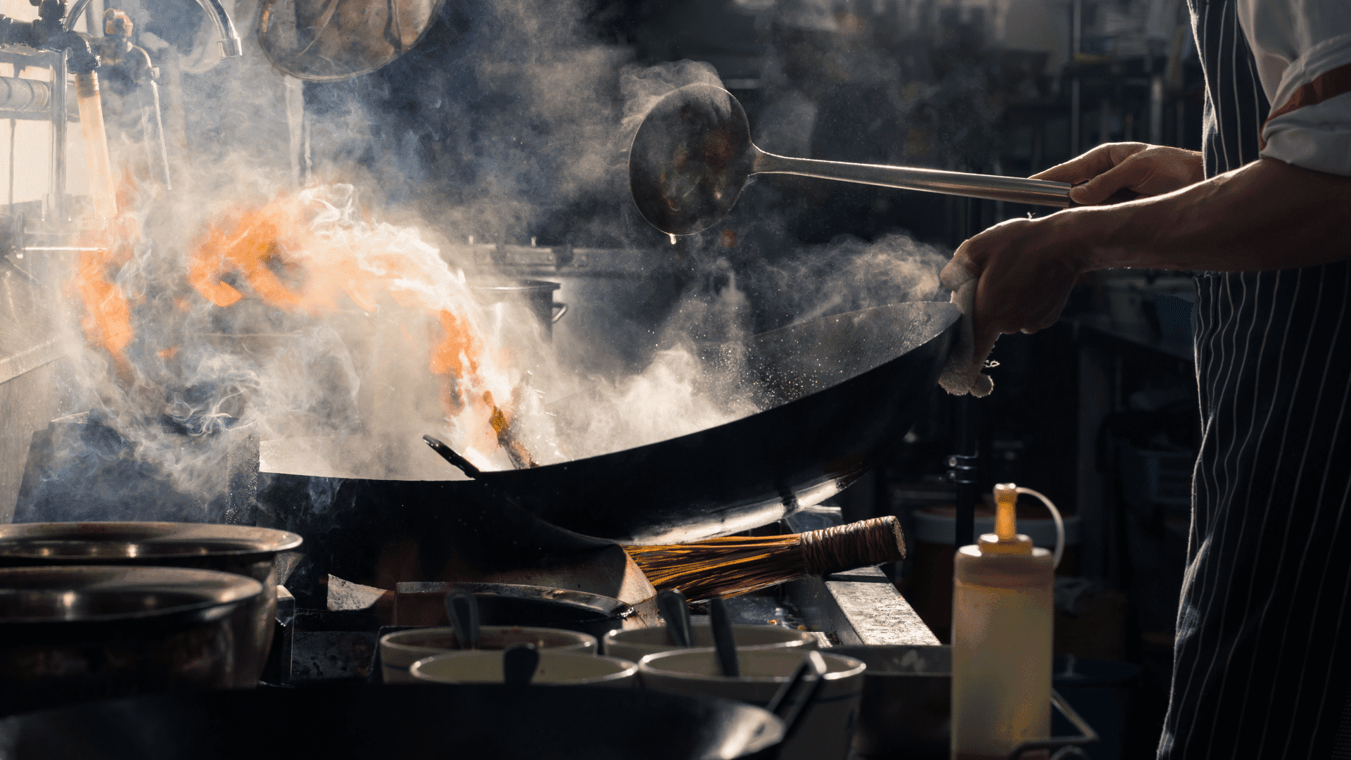 O que é dark kitchen: modelo, desafios e benefícios