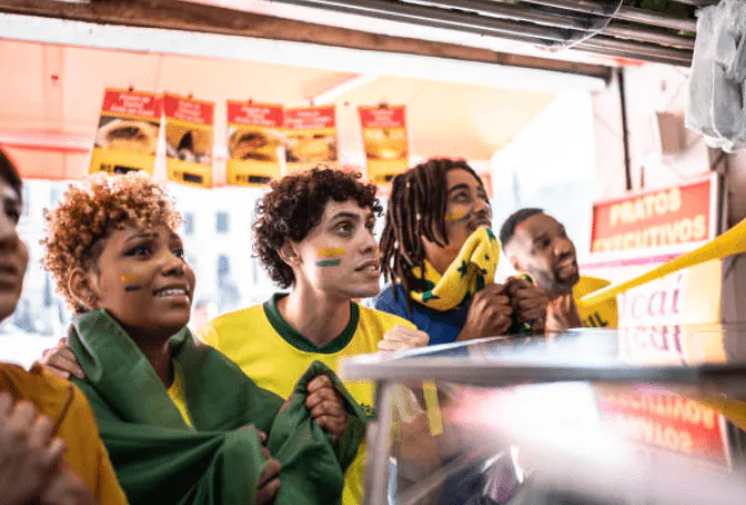 Torcedores em pastelaria