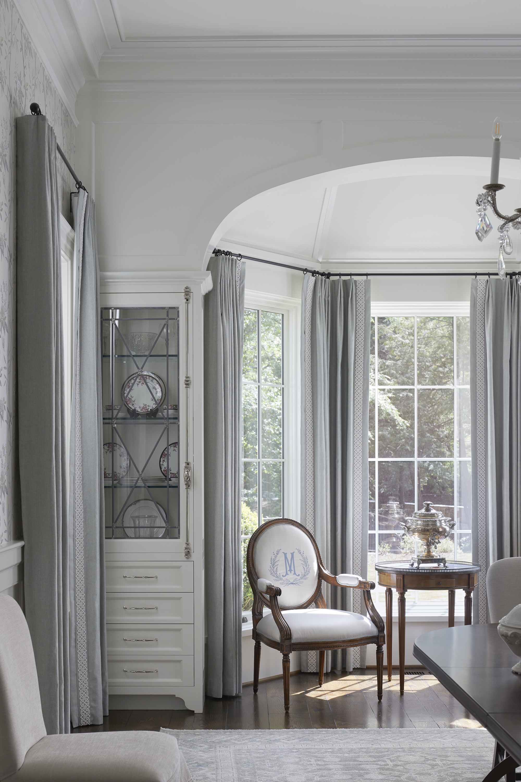 TS-Adams-Studio-Architects-Atlanta-Georgia-American-Shingle-Style-Interior-Baywindow