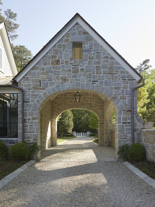 TS-Adams-Studio-Architects-Atlanta-Georgia-American-Shingle-Style-Exterior-Driveway-Covered