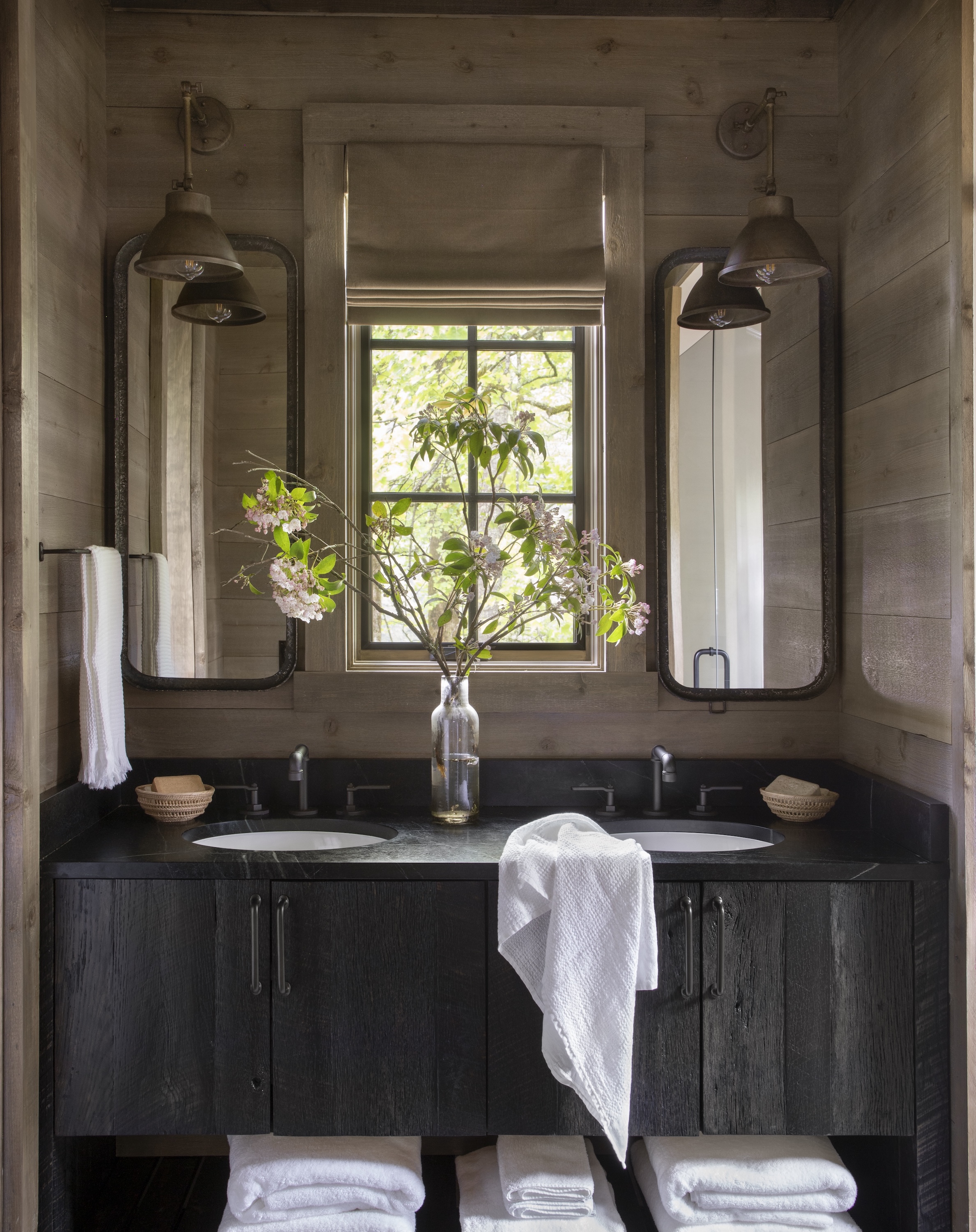 TS-Adams-Studio-Architects-Atlanta-Georgia-Meadow's-Edge-Interior-Bathroom