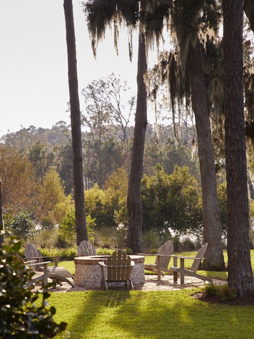 TS-Adams-Studio-Architects-Atlanta-Georgia-Lowcountry-Lakehouse-Exterior-Outdoor-Seating-Firepit