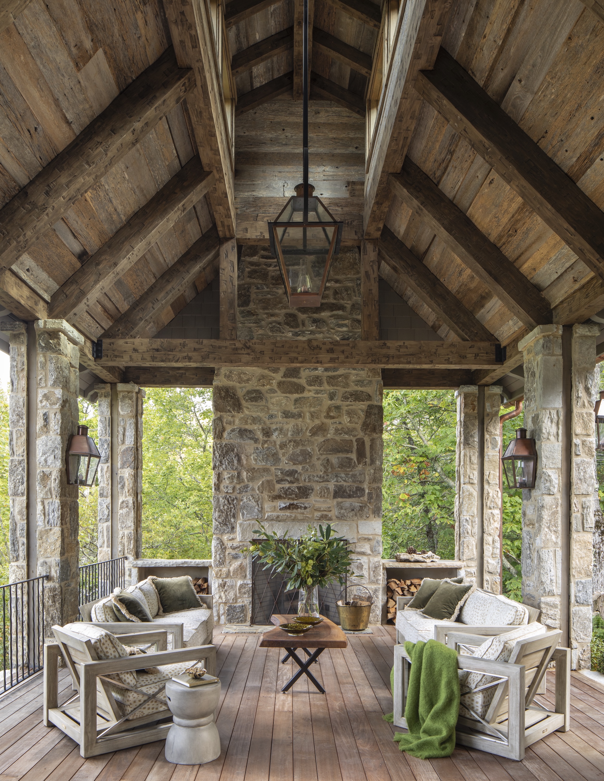 TS-Adams-Studio-Architects-Atlanta-Georgia-The-Overlook-Interior-Loggia