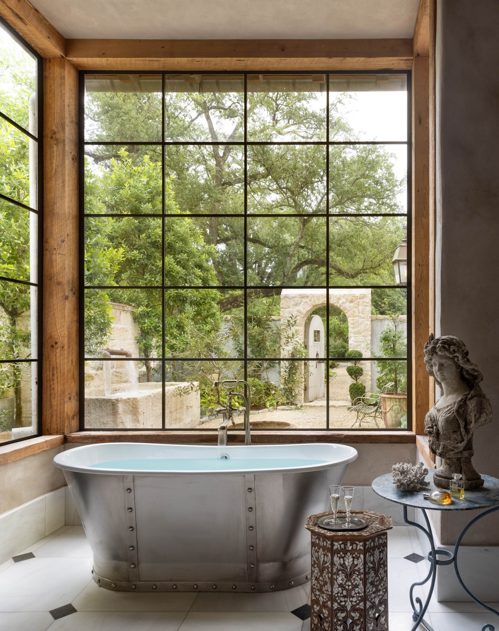 TS-Adams-Studio-Architects-Atlanta-Georgia-Villa-on-the-Bluff-Interior-Primary-Bathroom