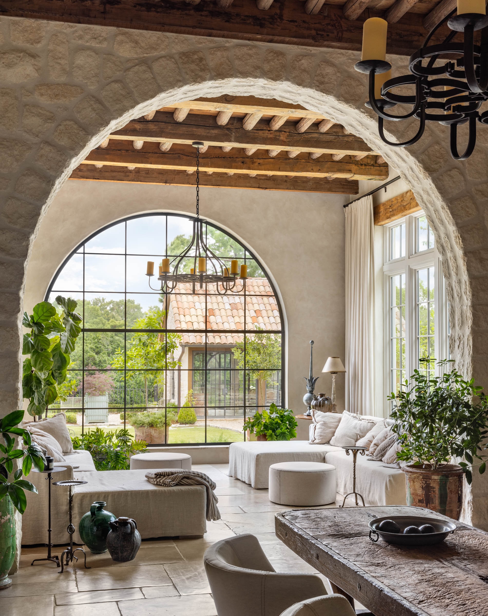 TS-Adams-Studio-Architects-Atlanta-Georgia-Villa-on-the-Bluff-Interior-Family-Room