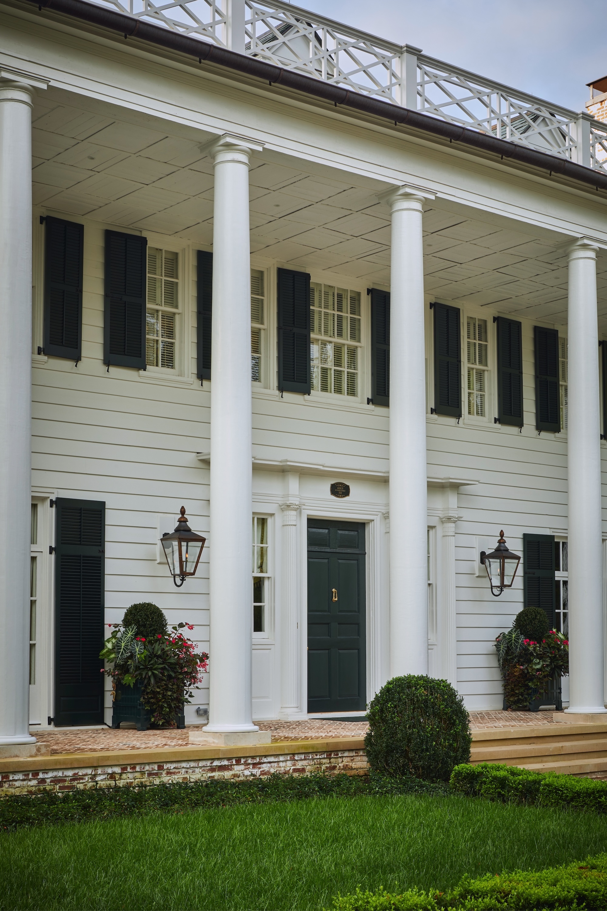 TS-Adams-Studio-Architects-Atlanta-Georgia-Legacy-Restored-Exterior-Entryway