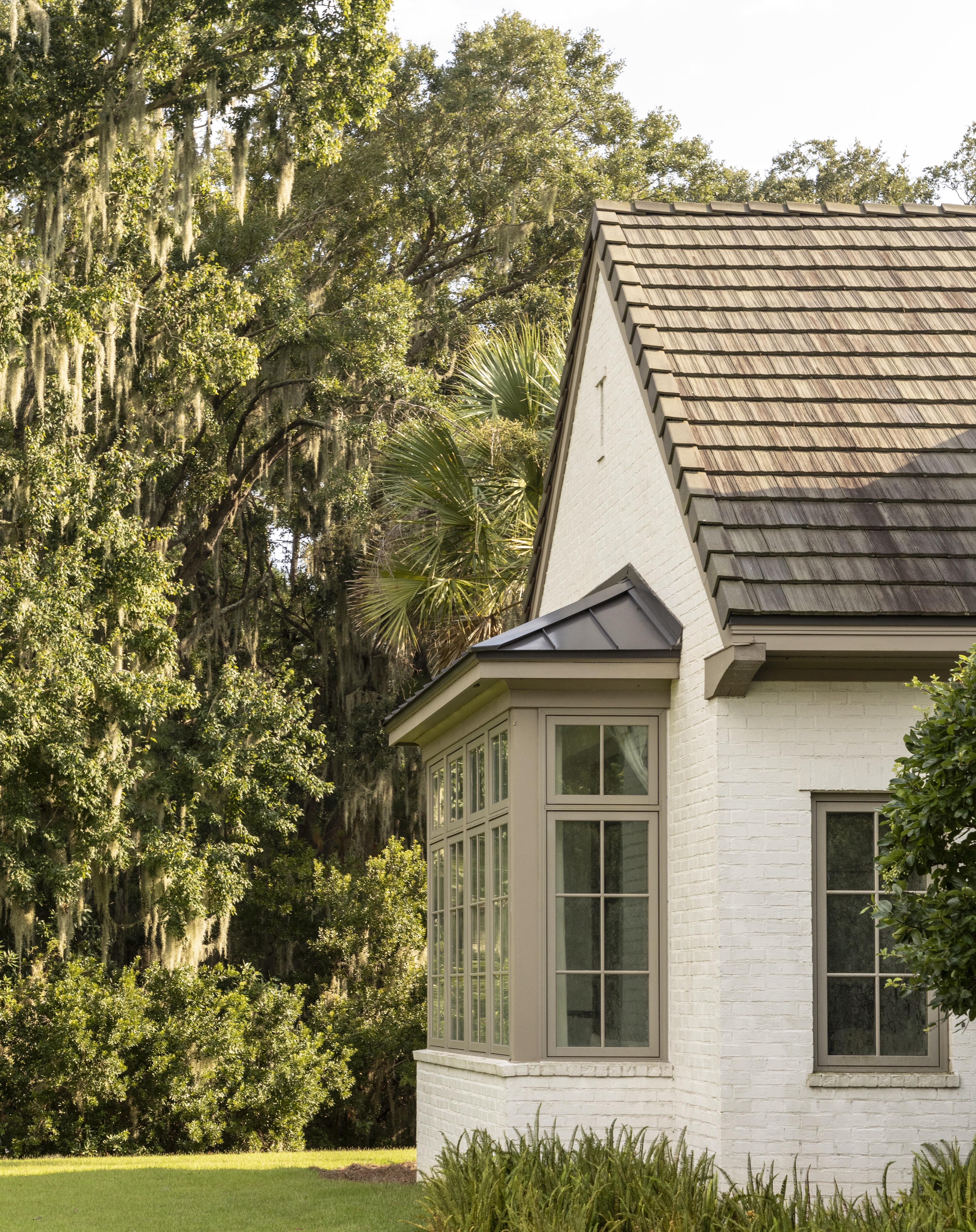 TS-Adams-Studio-Architects-Atlanta-Georgia-Under-the-Oaks-Side-Exterior