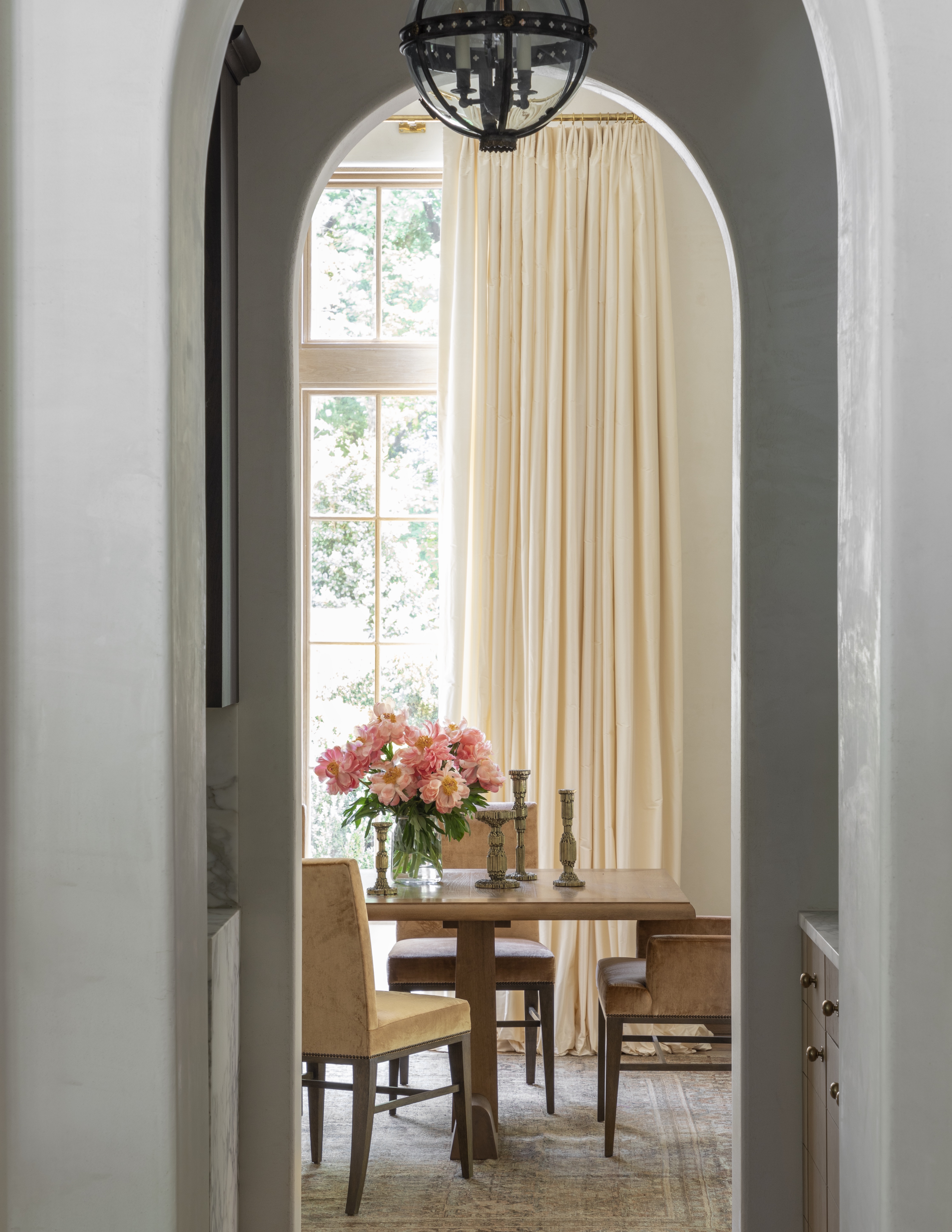 TS-Adams-Studio-Architects-Atlanta-Georgia-Hardwood-Ridge-Interior-Dining-Room-Entry