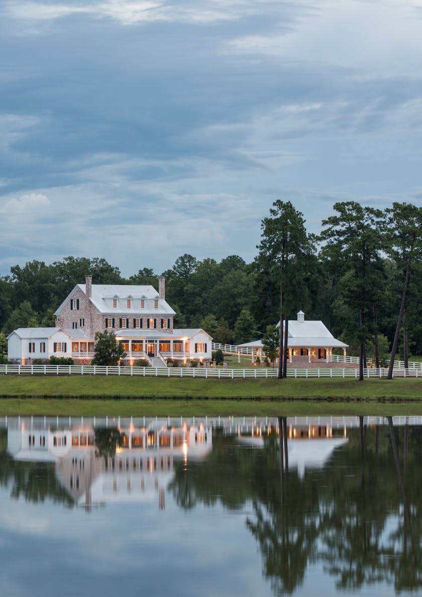 TS-Adams-Studio-Architects-Atlanta-Georgia-Serene-Hunting-Lodge-Exterior-Full-View