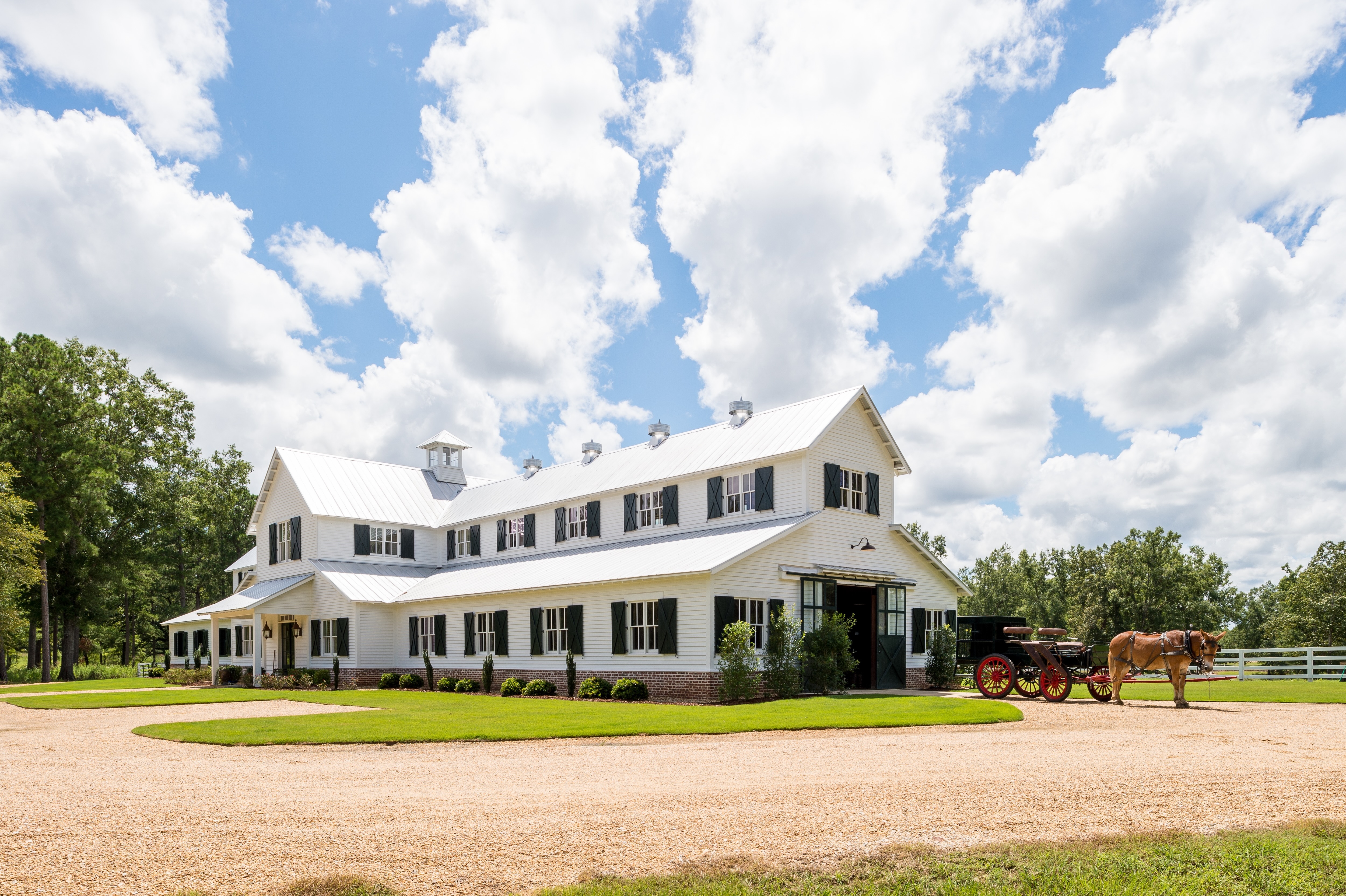TS-Adams-Studio-Architects-Atlanta-Georgia-Serene-Hunting-Lodge-Horse-Barn-Buggy
