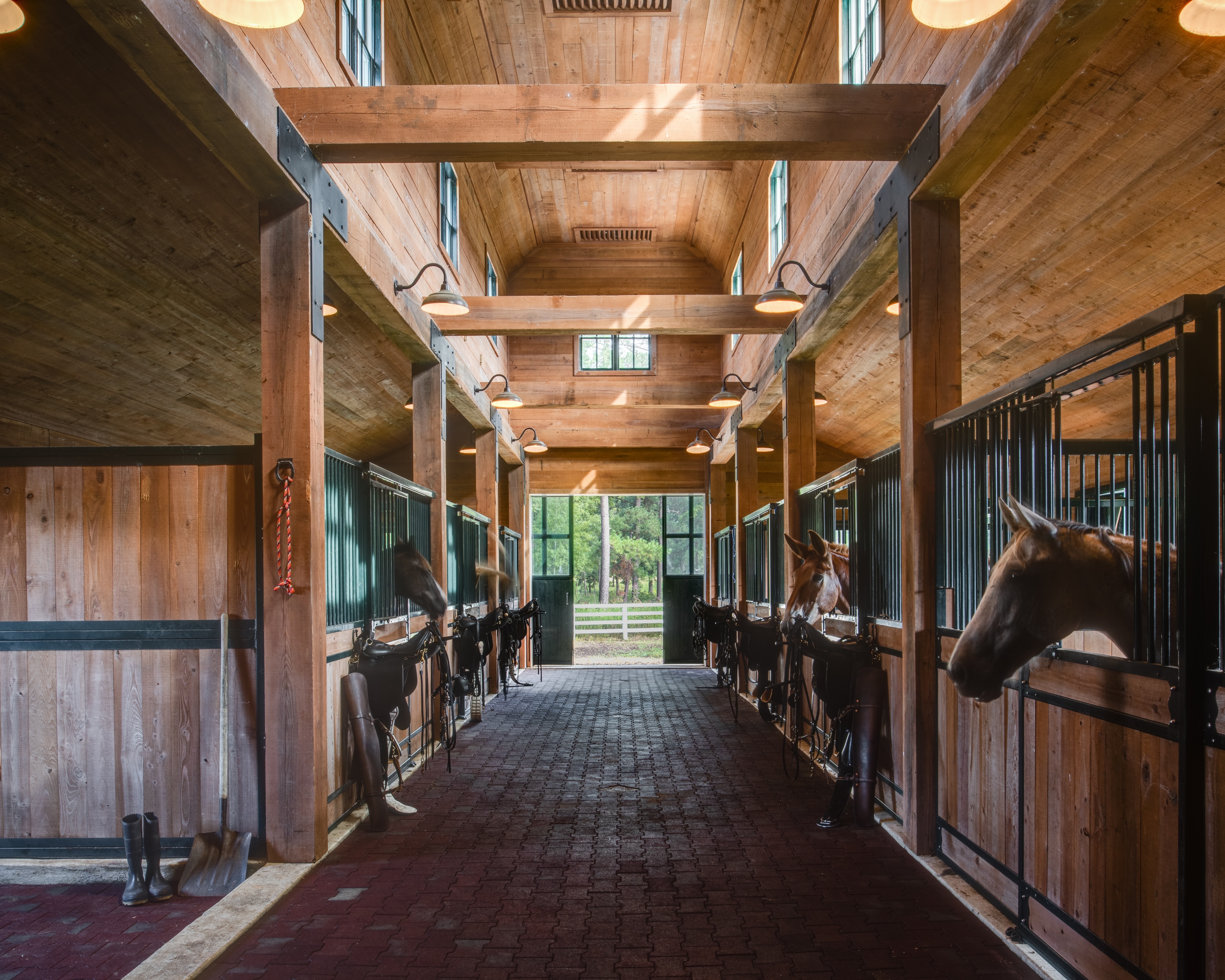TS-Adams-Studio-Architects-Atlanta-Georgia-Serene-Hunting-Lodge-Horse-Stalls