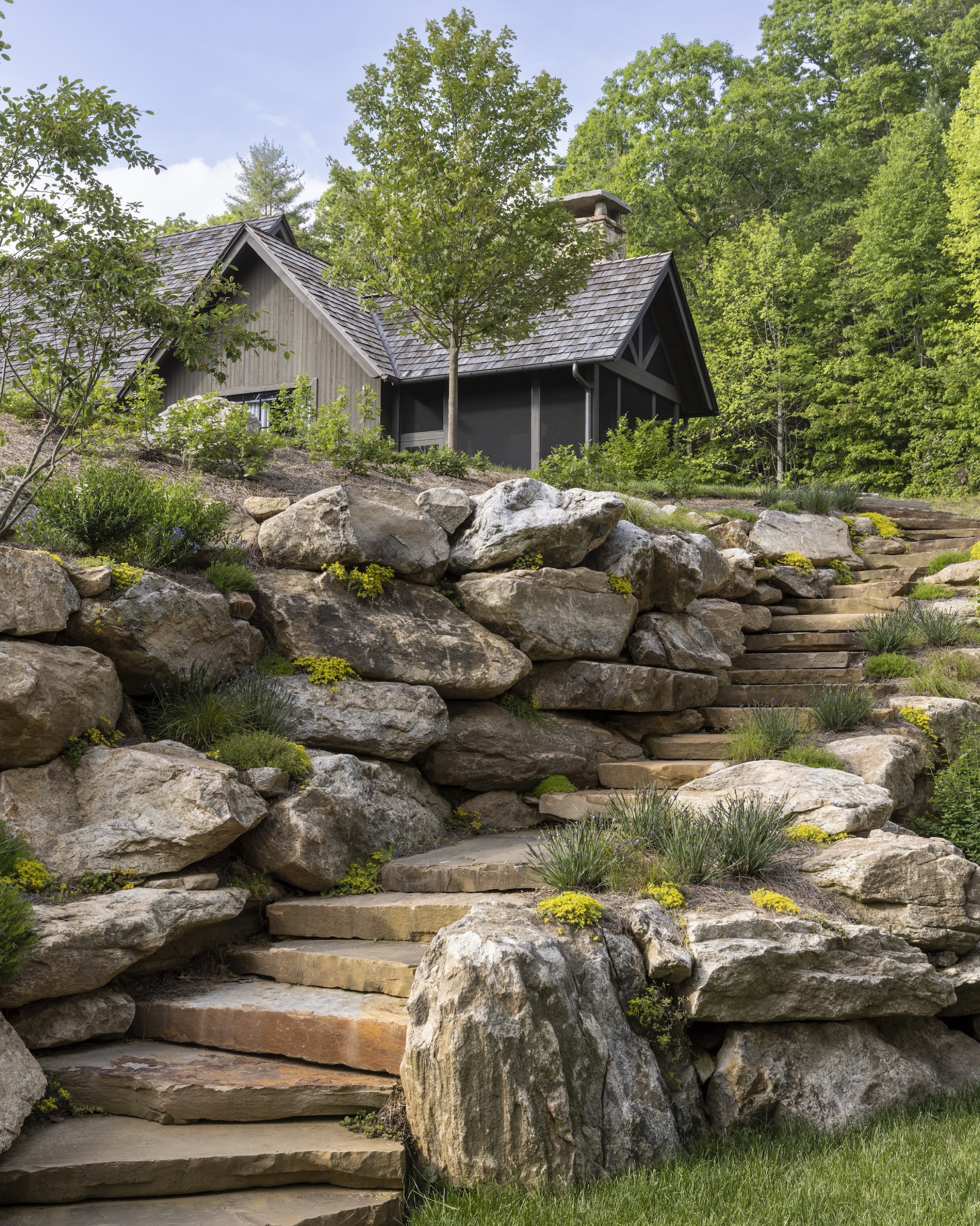 TS-Adams-Studio-Architects-Atlanta-Georgia-Meadow's-Edge-Exterior-Side-Garden-Stone-Stairs