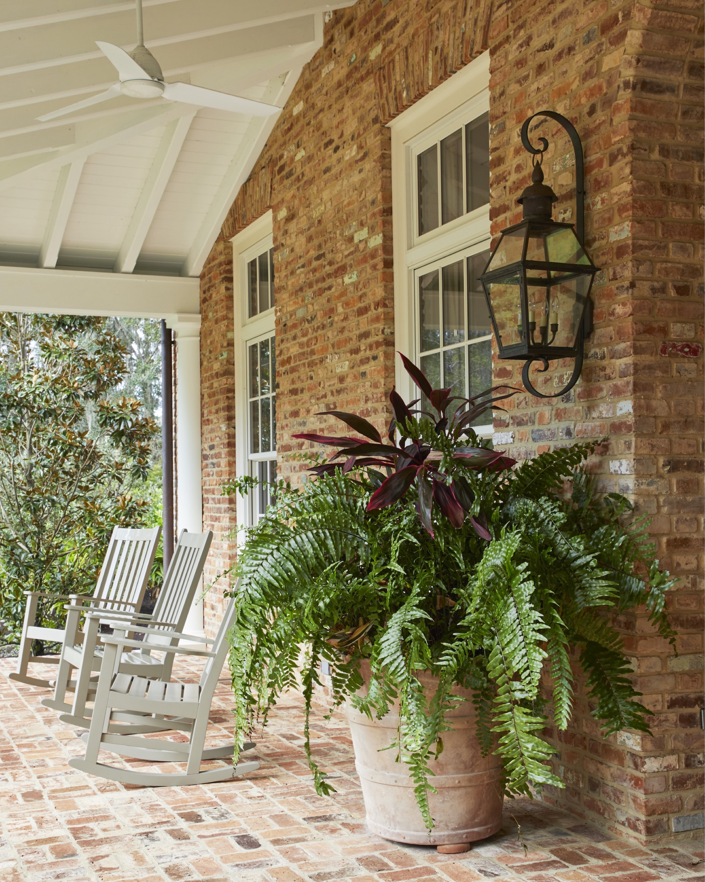 TS-Adams-Studio-Architects-Atlanta-Georgia-Lowcountry-Lakehouse-Exterior-Front-Porch-Detail