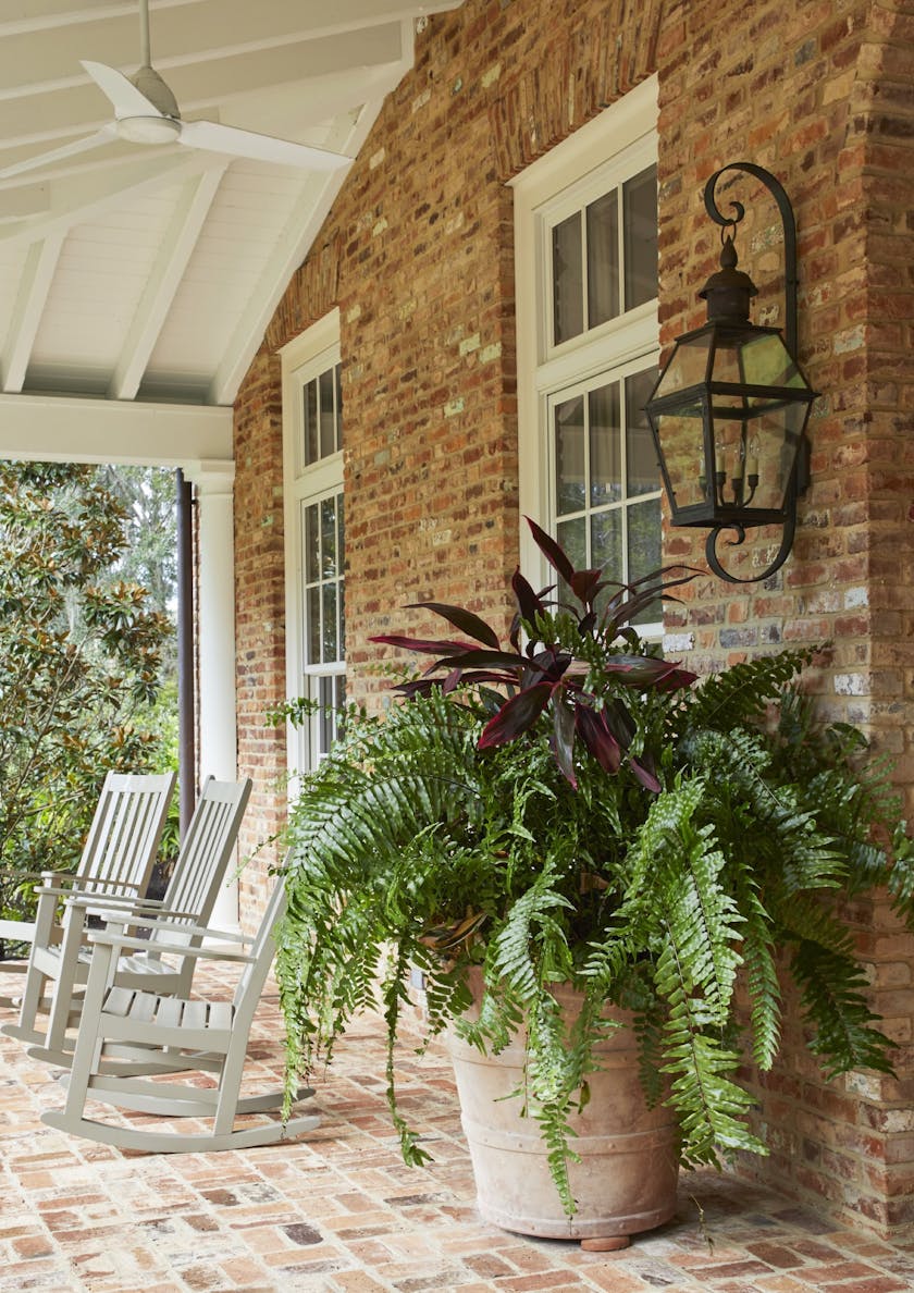 TS-Adams-Studio-Architects-Atlanta-Georgia-Lowcountry-Lakehouse-Exterior-Front-Porch-Detail