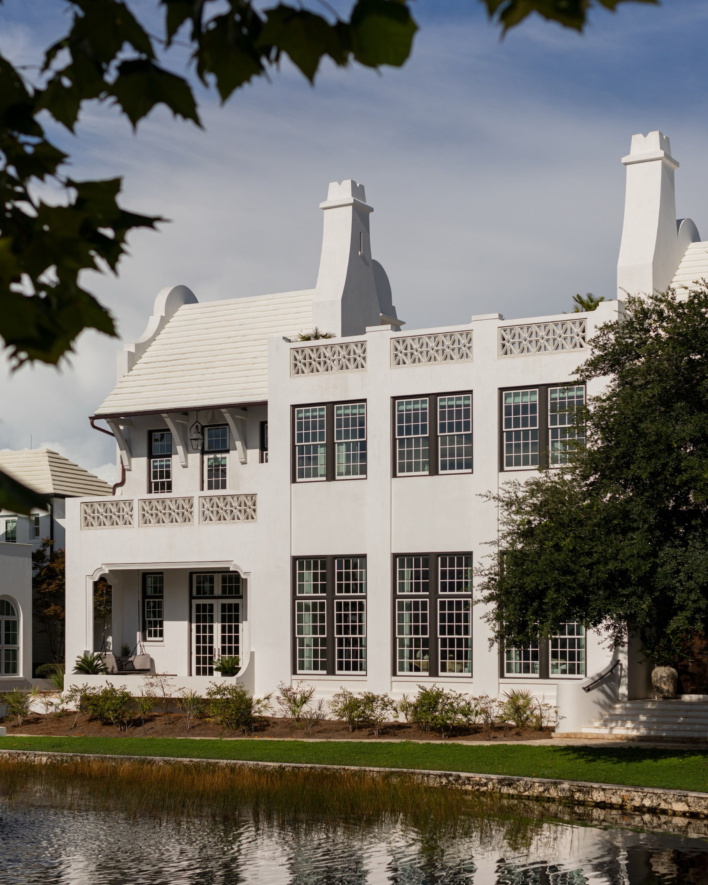 TS-Adams-Studio-Architects-Atlanta-Georgia-The-Oasis-Exterior-Front-Pond-View