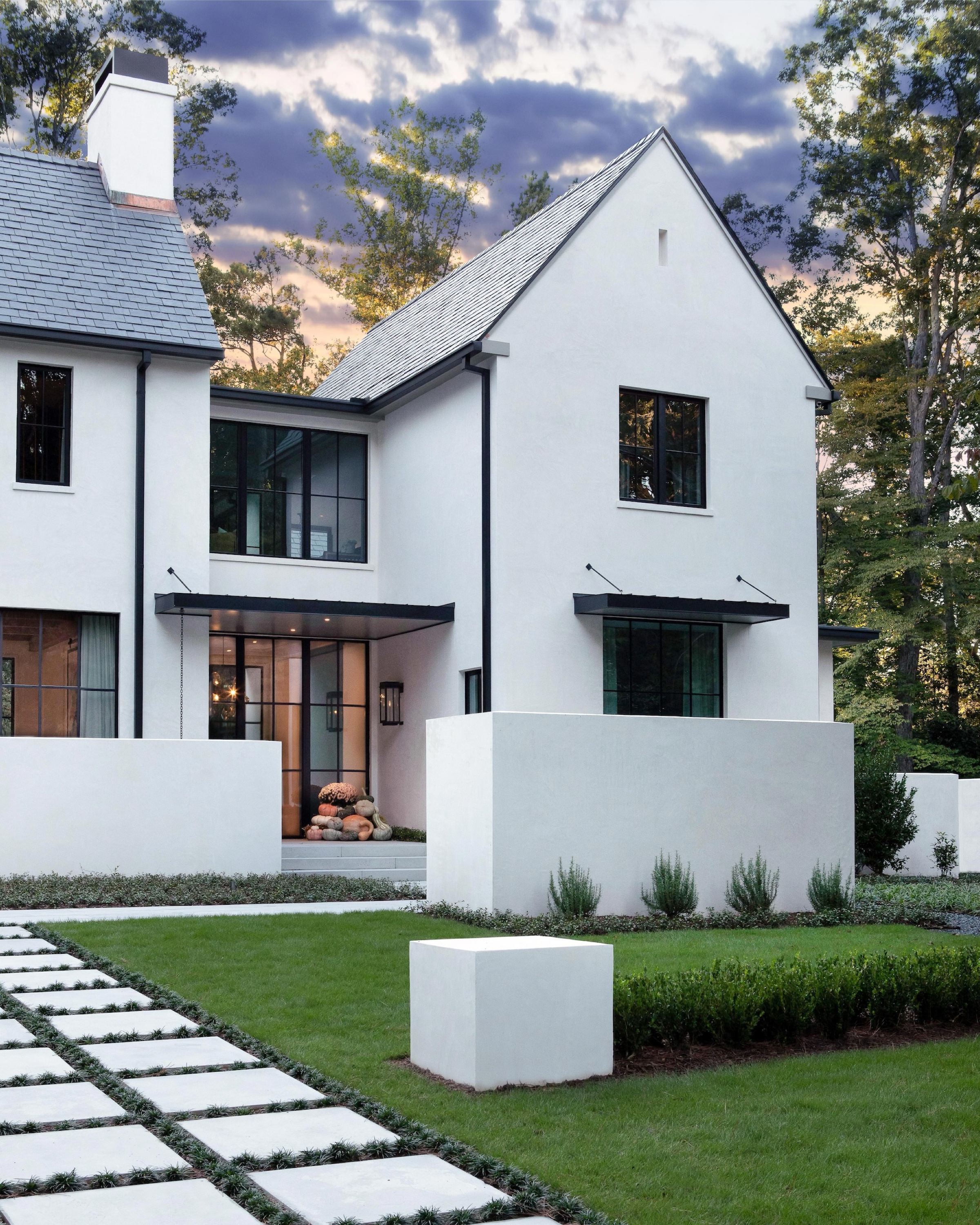 TS-Adams-Studio-Architects-Atlanta-Georgia-Modern-Manor-Exterior-Front-Path