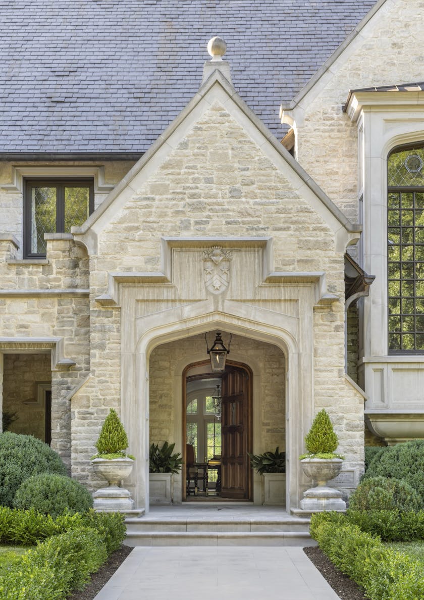 TS-Adams-Studio-Architects-Atlanta-Georgia-Stonecourt-Manor-Exterior-Front-Approach