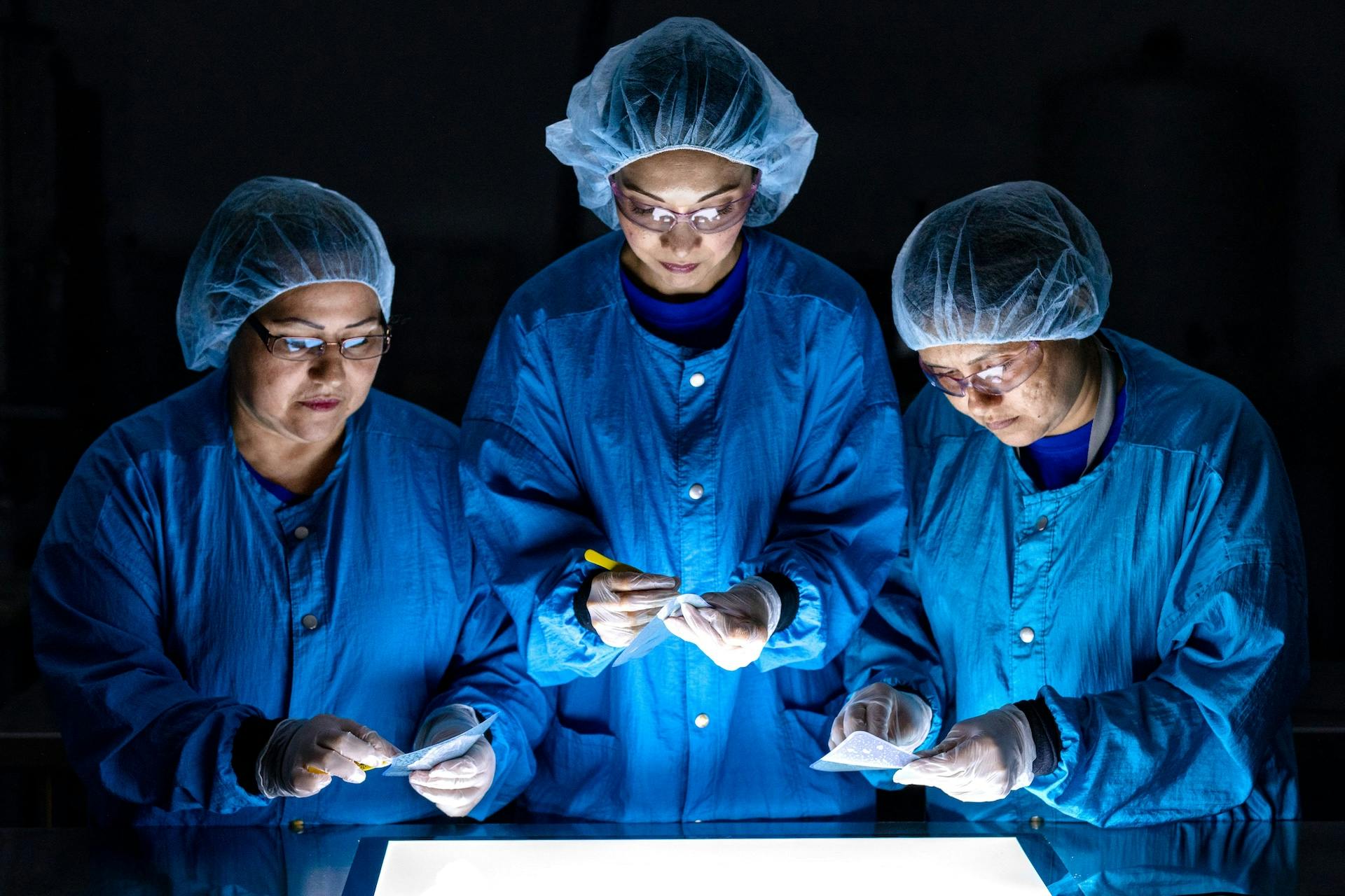 Swiss-American lab technician