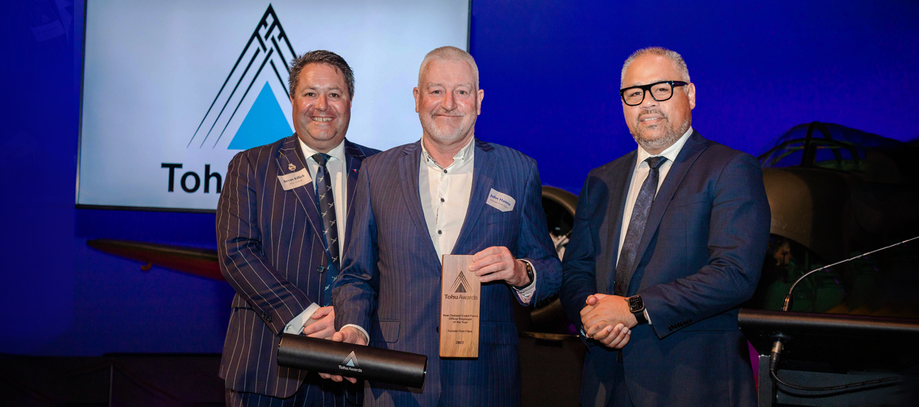 Pictured left to right: Bevan Killick – Chair, Defence Employer Support Council, John Hanna – Chief Executive, Tuatahi First Fibre and Minister of Defence Hon Peeni Henare. 